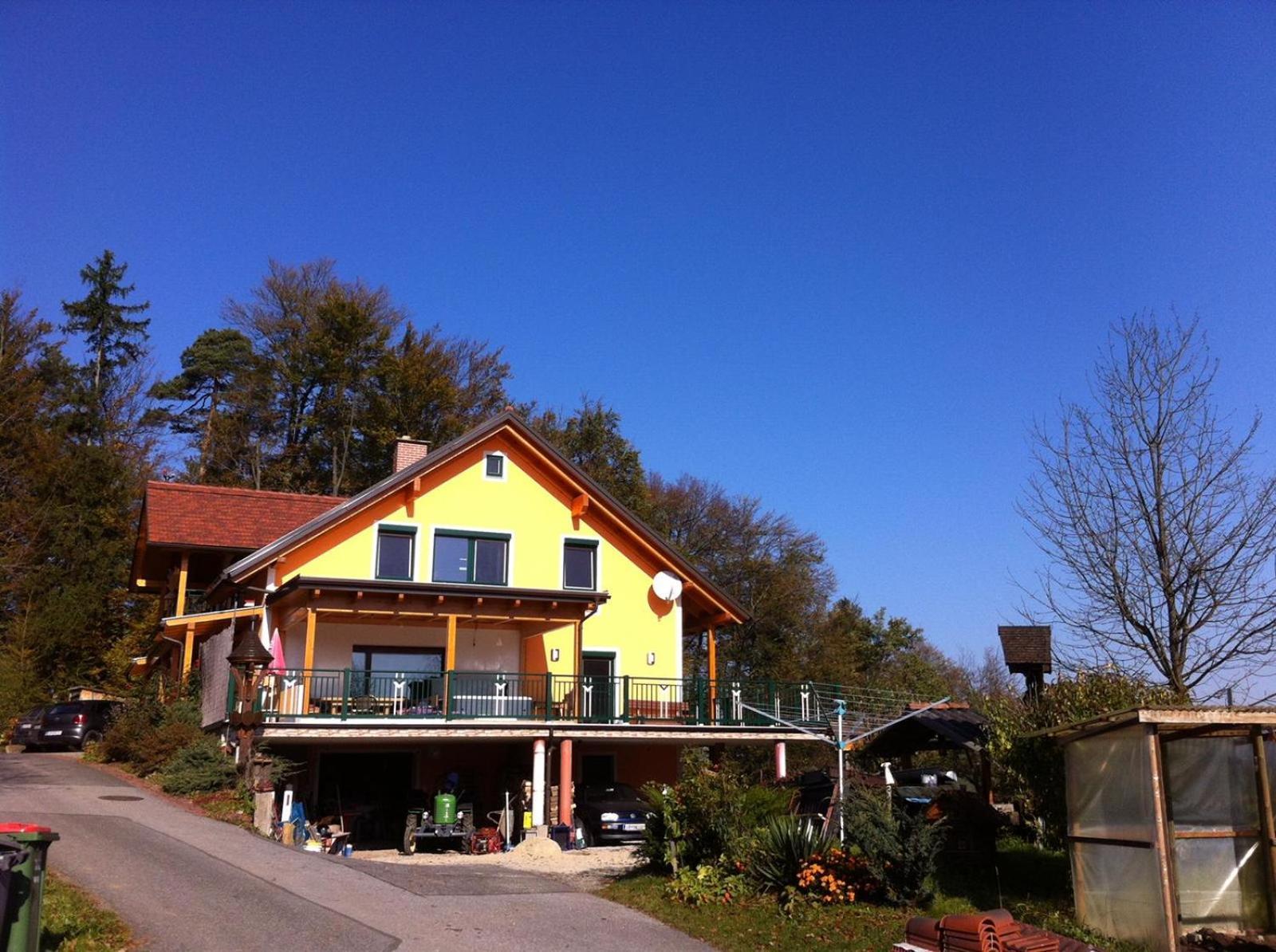 Gaestehaus Schmid Sankt Johann im Saggautal Dış mekan fotoğraf