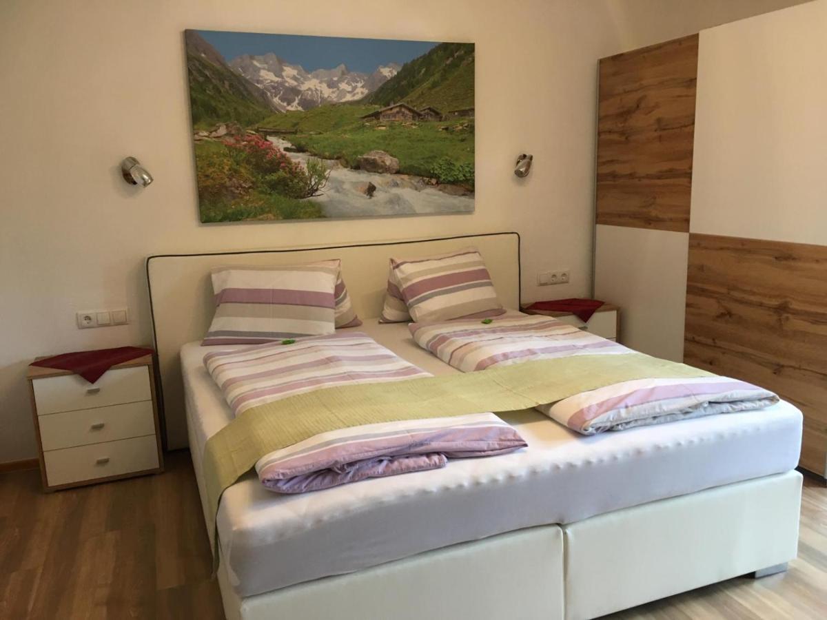 Gaestehaus Schmid Sankt Johann im Saggautal Dış mekan fotoğraf